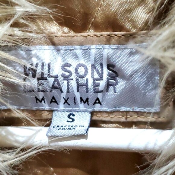 VINTAGE WILSON LEATHER COAT WITH FURRY COLLAR AND TRIM SIZE SMALL - Picture 5 of 12